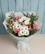 Букет цветов из:  Розы, Лизиантусы и Хризантемы в Избербаше