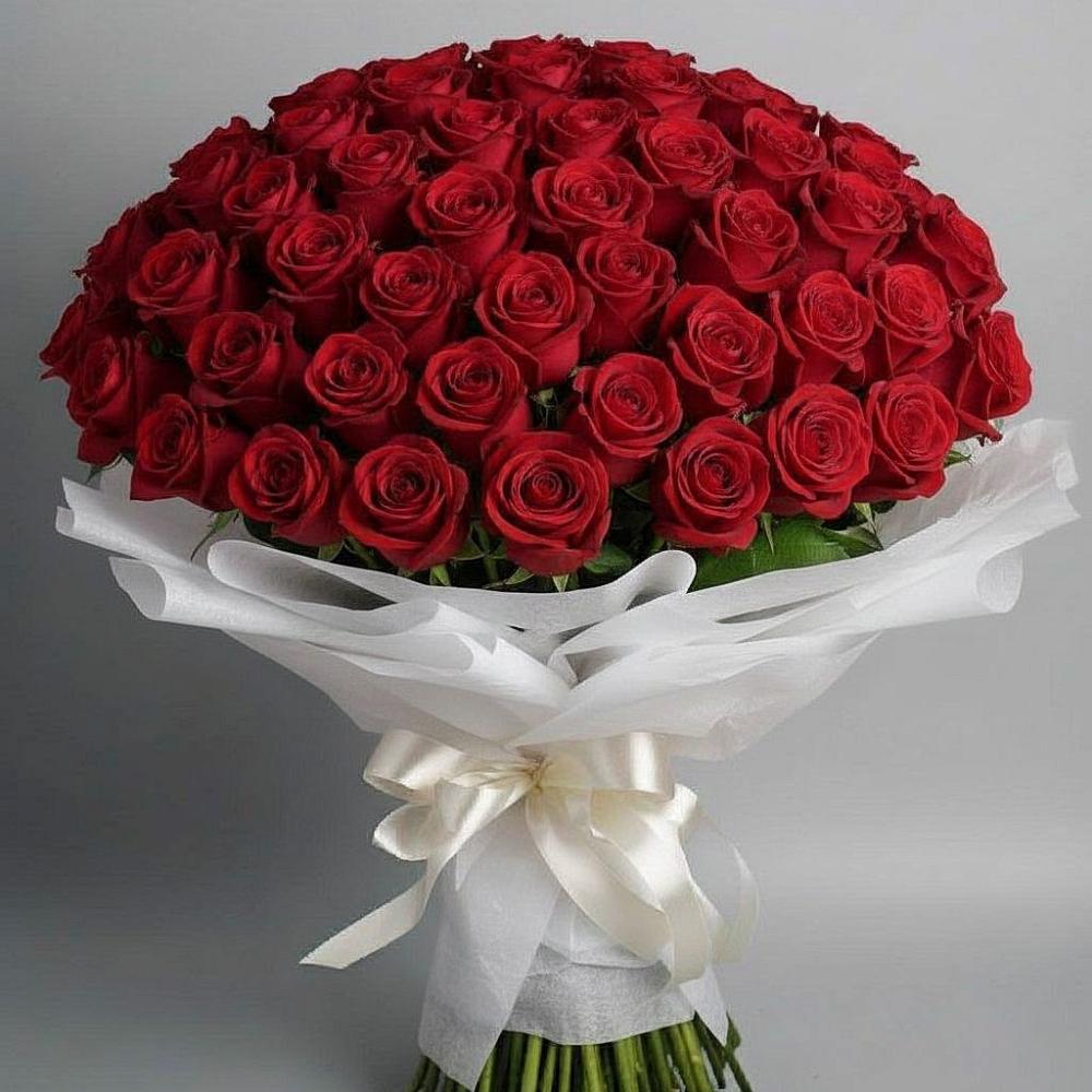 Букет 101 Красная роза Блэк Мэджик в Избербаше