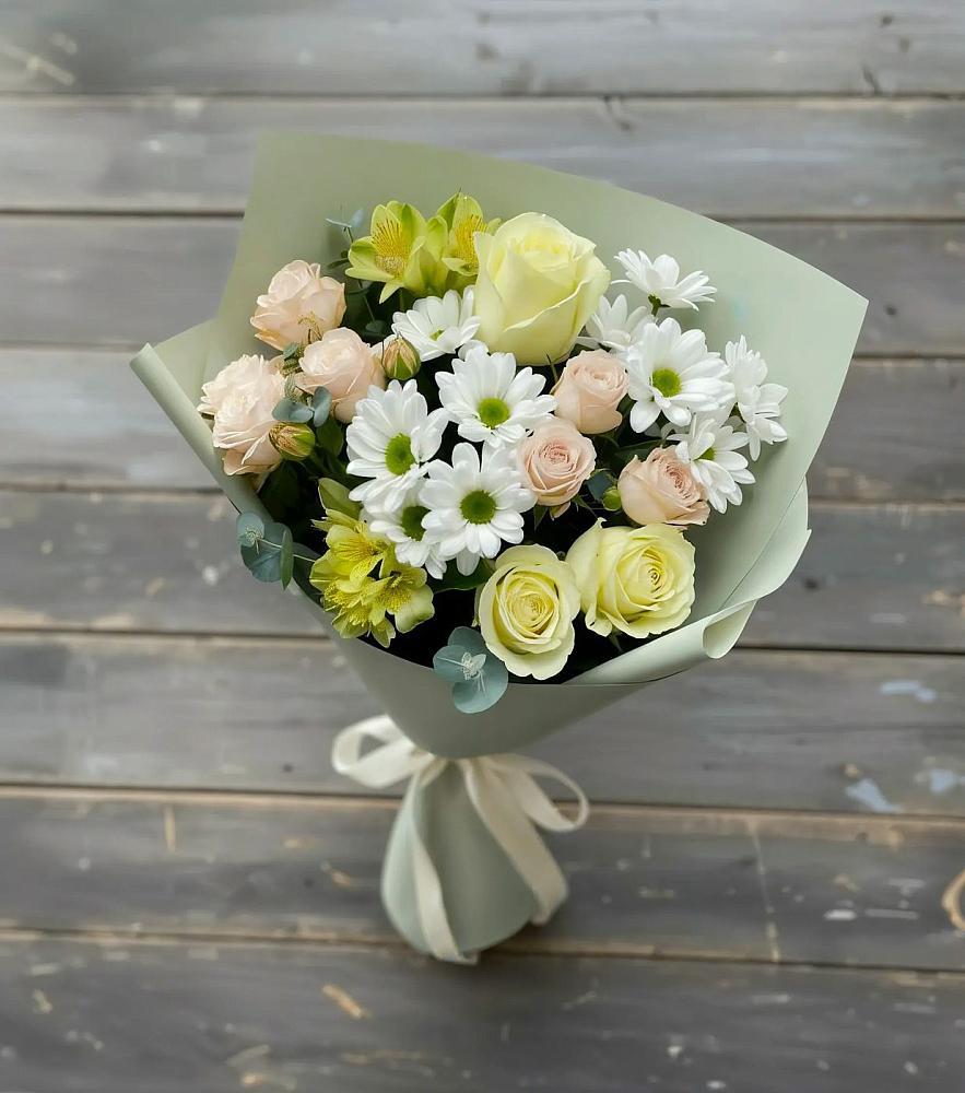 Букет цветов из: Альстромерии, Розы и Хризантемы в Избербаше