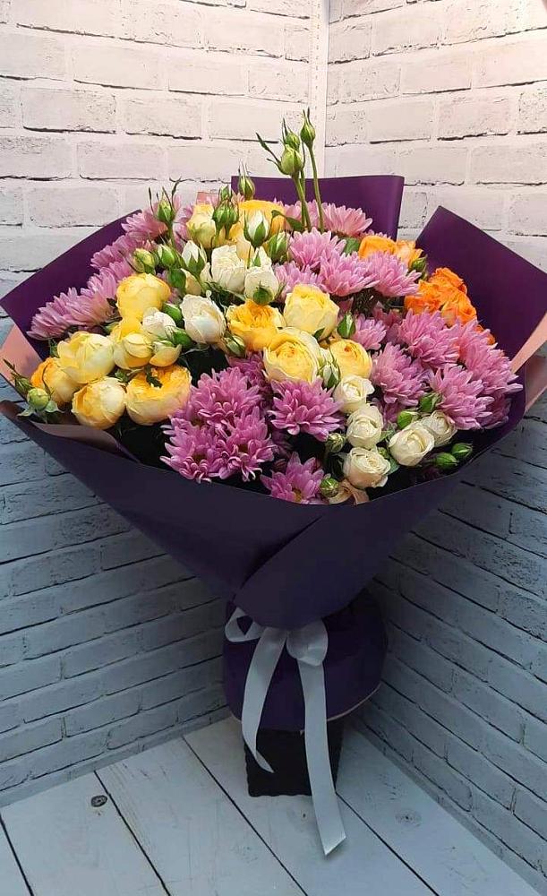 Букет цветов из: Хризантемы и Розы в Избербаше