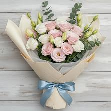 Букет цветов из:  Лизиантусы в Избербаше