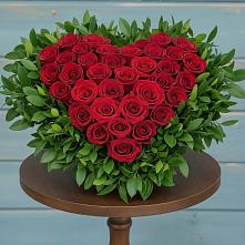 Цветочная композиция из Розы в виде сердца в Избербаше