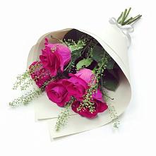 Букет цветов из:  Розы в Избербаше