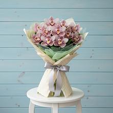 Букет цветов из:  Орхидеи и Розы в Избербаше
