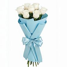 Букет 7 белых роз Проуд в Избербаше