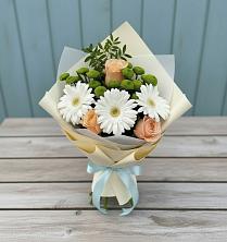 Букет цветов из:  Герберы, Розы и Хризантемы в Избербаше