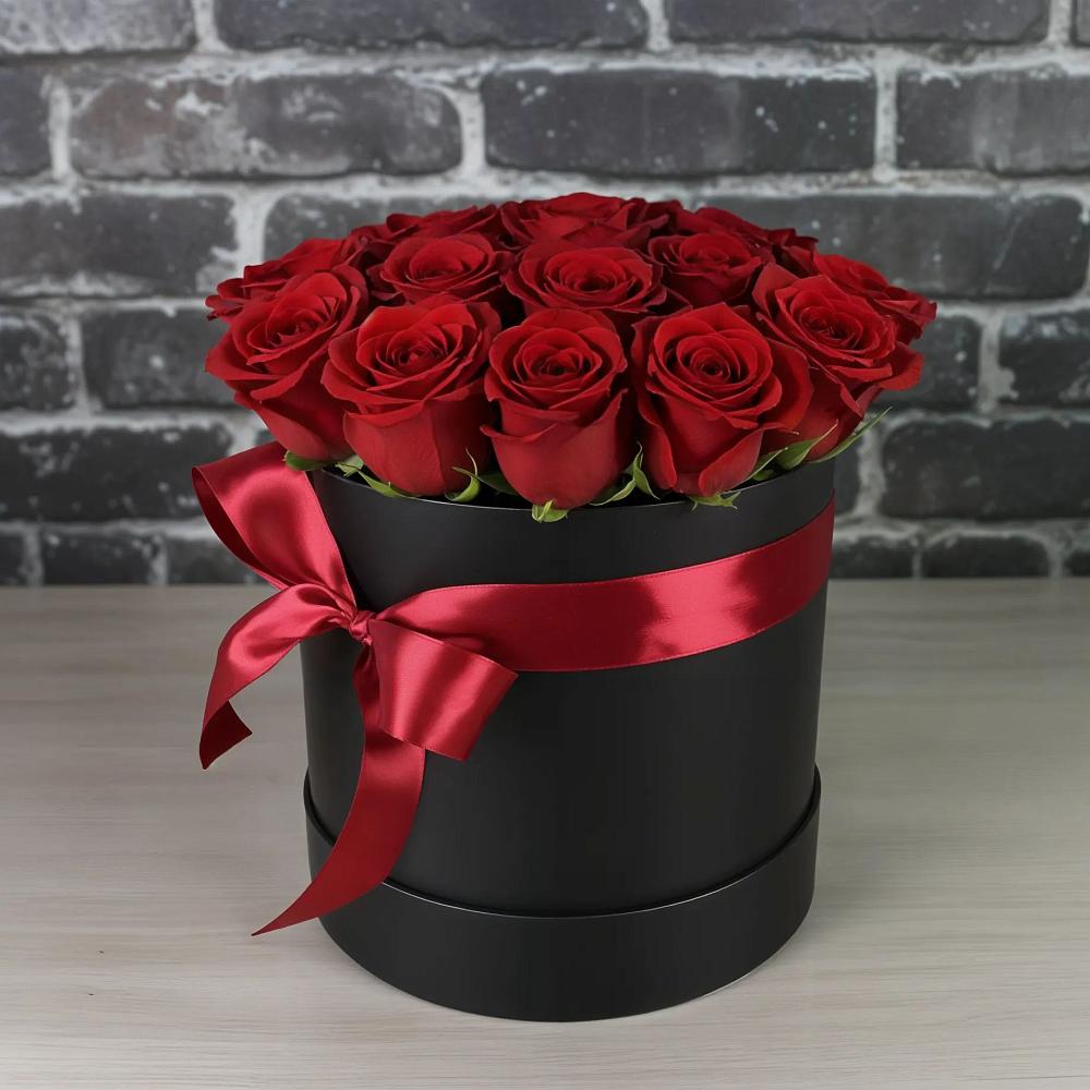 Цветочная композиция из Розы в шляпной коробке в Избербаше